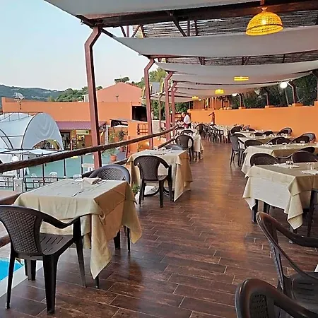 Hotel Mareviglioso Marevellous Sea Front 4*