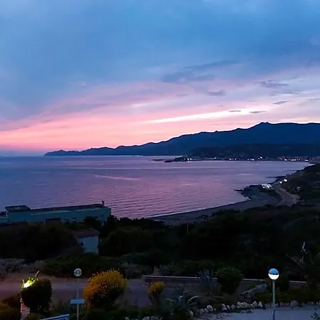 Hotell Mareviglioso Marevellous Sea Front 4*